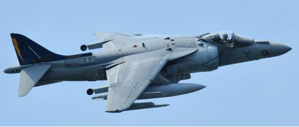 AV-8B Harrier II. Штурмовик вертикального взлета. (США)