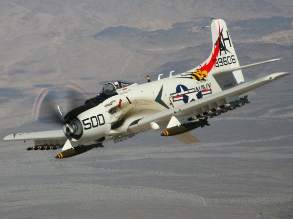 Douglas A-1 Skyraider. Штурмовик. (США) 