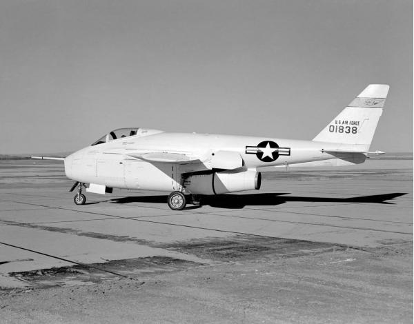 Bell X-5. Экспериментальный реактивный самолет. (США)