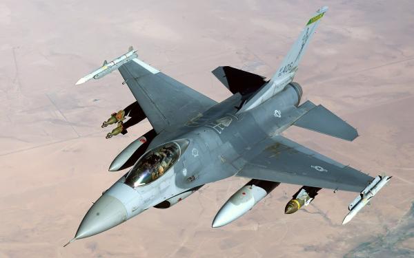 F-16 Fighting Falcon. Многофункциональный легкий истребитель. (США)