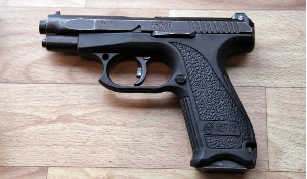 ГШ-18. Самозарядный пистолет. (Россия)