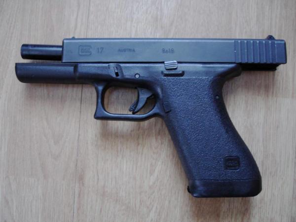 Glock 17. Пистолет. (Австрия)