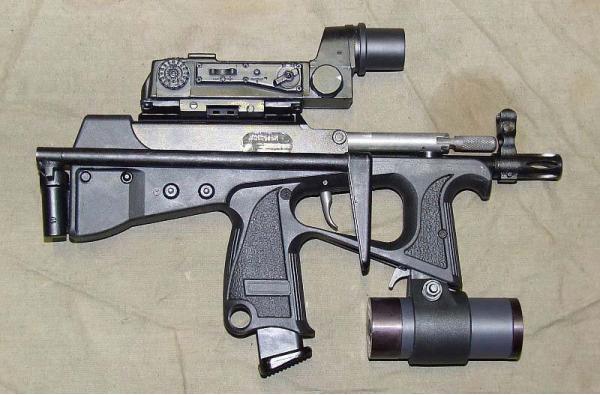 ПП-2000. Пистолет-пулемет. (Россия)