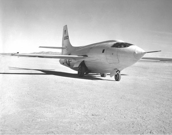 Bell X-1. Экспериментальный самолет. (США)