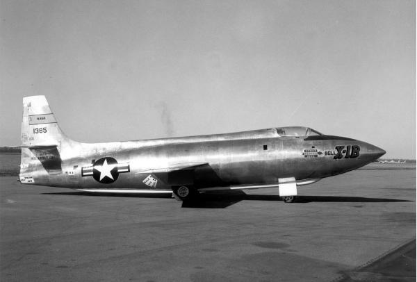 Bell X-1. Экспериментальный самолет. (США)