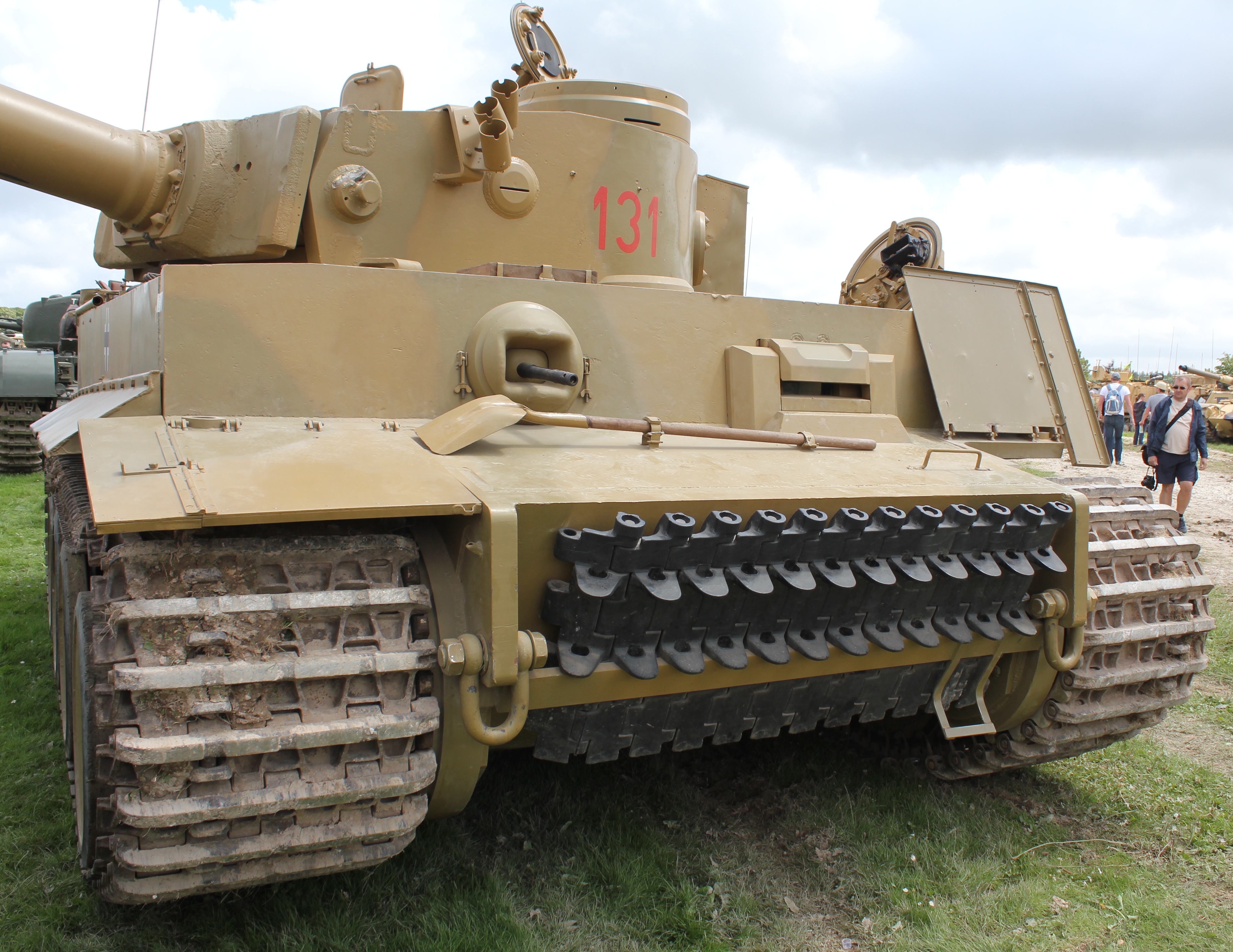 Немецкий тигр 1. Танк т-6 тигр. Танк тигр 6. Танк тигр 1. Немецкий танк тигр.