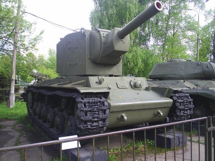 КВ-2. Тяжелый танк. (СССР)