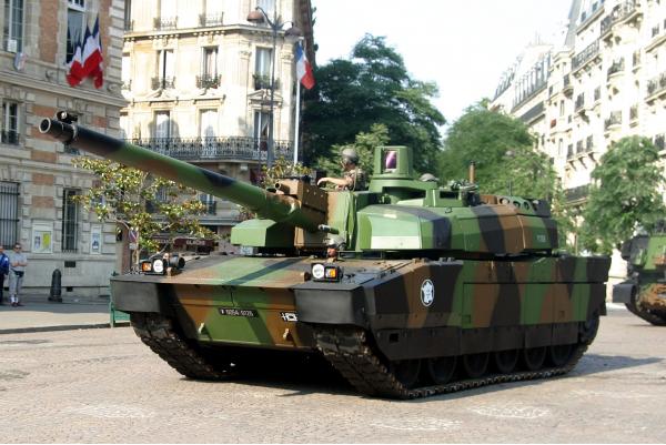 AMX-56 «Леклерк». Основной боевой танк. (Франция)