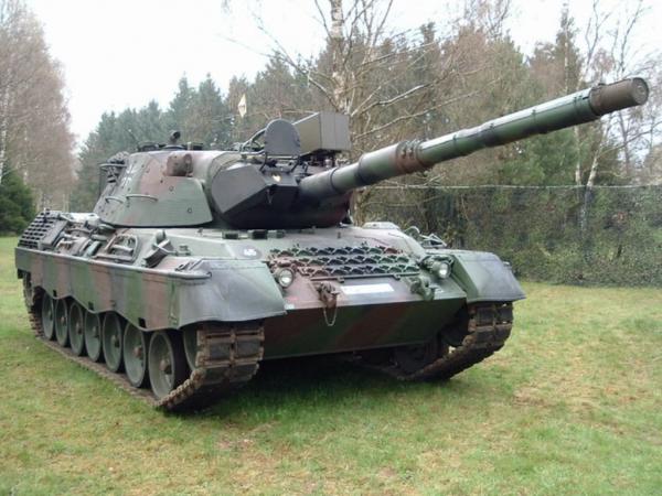 Leopard-1. Основной боевой танк. (Германия)
