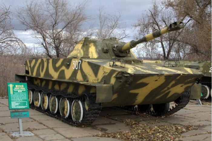 ПТ-76. Легкий плавающий танк. (СССР)