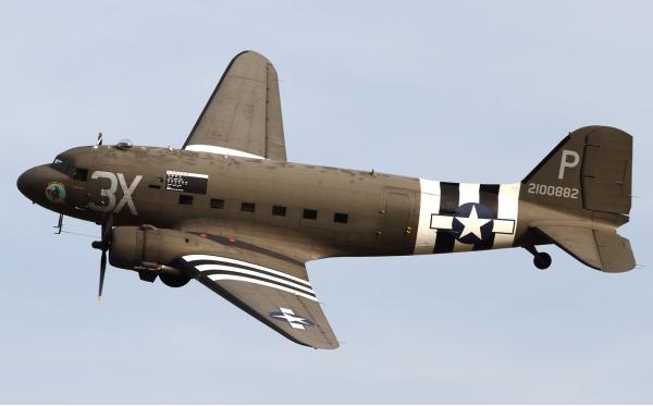 Douglas C-47 "Skytrain", "Dakota". Военно-транспортный самолет. (США)
